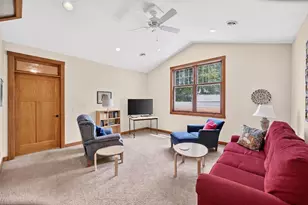 726 Somonauk St, Sycamore, IL 60178 - Photo 41