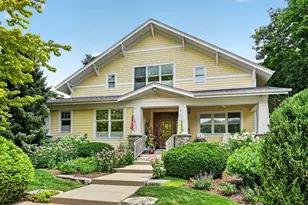 726 Somonauk St, Sycamore, IL 60178 - Photo 1