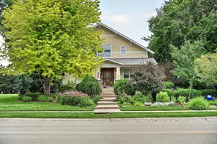 726 Somonauk St, Sycamore, IL 60178 - Photo 3