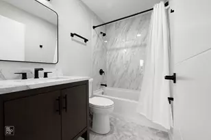 7010 Park Ln Ct, Woodridge, IL 60517 - Photo 15