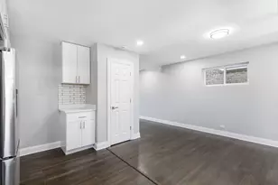 142 Callan Ave, Evanston, IL 60202 - Photo 5