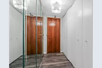6033 N Sheridan Road #24B, Chicago, IL 60660 - Photo 9