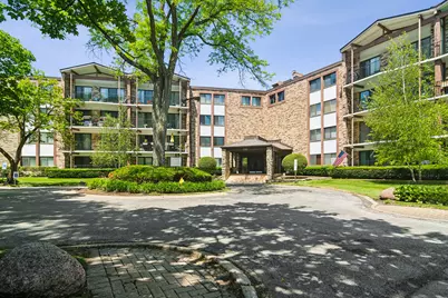 250 W Parliament Place #216, Mount Prospect, IL 60056 - Photo 1