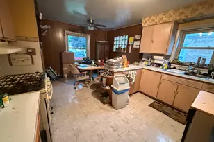 9559 S Mozart Ave, Evergreen Park, IL 60805 - Photo 5