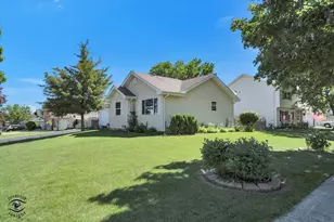 930 Meadowbrook Rd, Elwood, IL 60421 - Photo 3