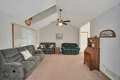 930 Meadowbrook Road, Elwood, IL 60421 - Photo 5
