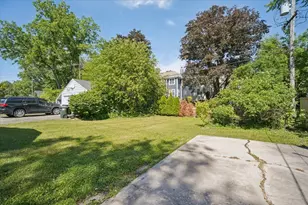 735 Prairie Ave, Barrington, IL 60010 - Photo 11