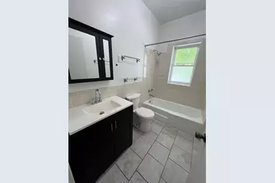 2724 W Chicago Avenue #2R, Chicago, IL 60622 - Photo 7