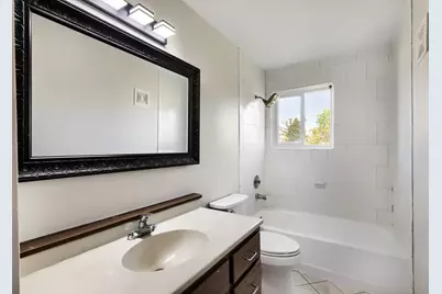 2474 Sunlight Court, Aurora, IL 60502 - Photo 7