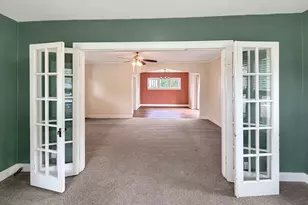 904 S McKinley Ave, Freeport, IL 61032 - Photo 11