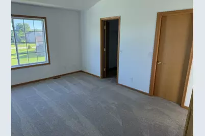 470 Prairie Knoll Drive, Poplar Grove, IL 61065 - Photo 15