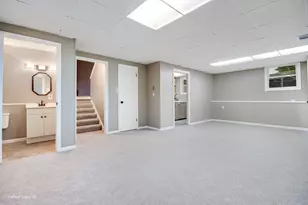 7831 Sprucewood Ave, Woodridge, IL 60517 - Photo 9