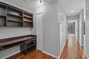 240 E Illinois St, Chicago, IL 60611 - Photo 19