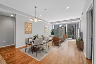 240 E Illinois St, Chicago, IL 60611 - Photo 3