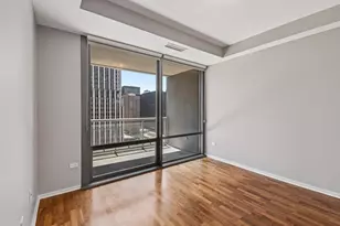 240 E Illinois St, Chicago, IL 60611 - Photo 11