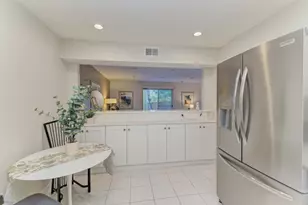 4000 Dundee Rd, Northbrook, IL 60062 - Photo 13