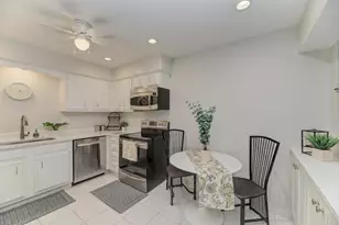 4000 Dundee Rd, Northbrook, IL 60062 - Photo 11