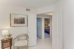 4000 Dundee Rd, Northbrook, IL 60062 - Photo 5