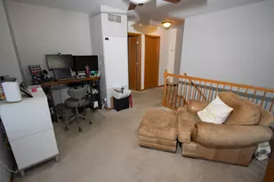 990 Wilkinson Ln, North Aurora, IL 60542 - Photo 7