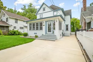 1239 W Lincoln Blvd, Freeport, IL 61032 - Photo 3