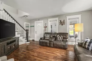 1239 W Lincoln Blvd, Freeport, IL 61032 - Photo 7
