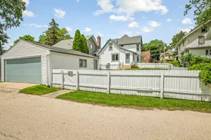 1239 W Lincoln Blvd, Freeport, IL 61032 - Photo 33