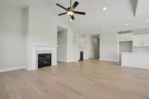 19 Meadow Dr, Monticello, IL 61856 - Photo 7