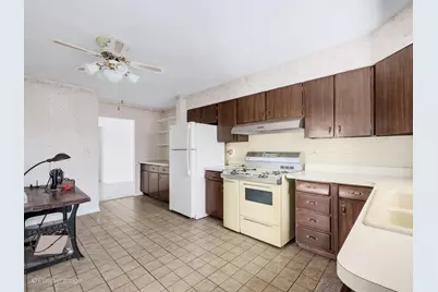 10809 Claridge Avenue, Westchester, IL 60154 - Photo 7