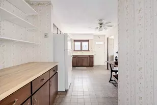 10809 Claridge Ave, Westchester, IL 60154 - Photo 5