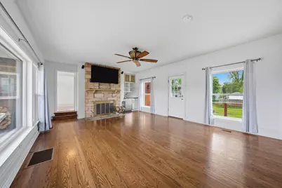6830 W 112th Place, Worth, IL 60482 - Photo 9