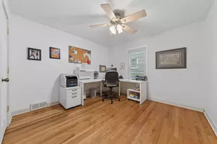 770 Highland Ave, Glen Ellyn, IL 60137 - Photo 11