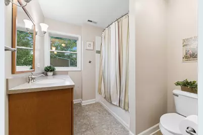 770 Highland Avenue, Glen Ellyn, IL 60137 - Photo 15