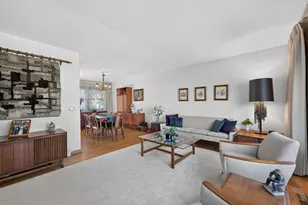 89 S Clarendon Ave, Addison, IL 60101 - Photo 9