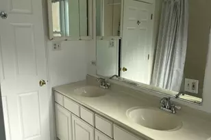 6800 S Dante Ave, Chicago, IL 60637 - Photo 11