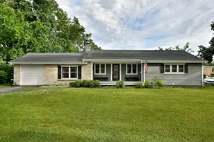 511 Everett Ave, Crystal Lake, IL 60014 - Photo 1