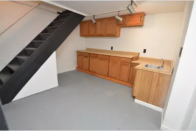 2020 N Rockton Avenue, Rockford, IL 61103 - Photo 17