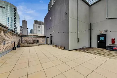 8 W Monroe Street #1403, Chicago, IL 60603 - Photo 17