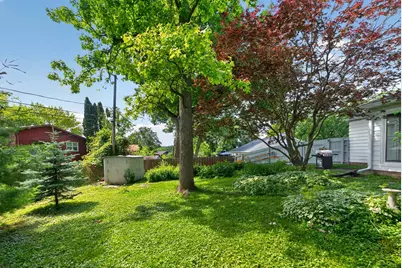 809 Woodlawn Drive, Dekalb, IL 60115 - Photo 47