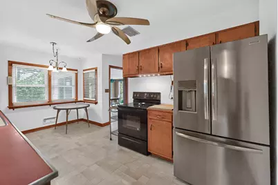809 Woodlawn Drive, Dekalb, IL 60115 - Photo 27