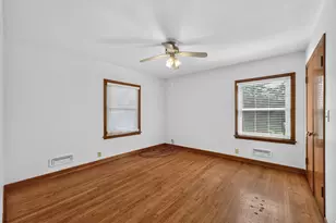 809 Woodlawn Dr, Dekalb, IL 60115 - Photo 35