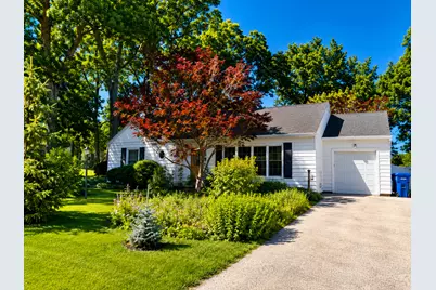 809 Woodlawn Drive, Dekalb, IL 60115 - Photo 3