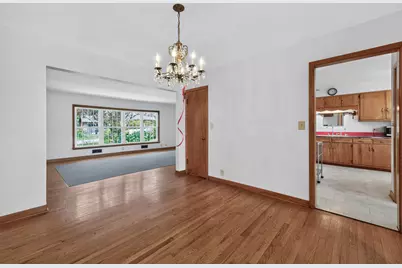 809 Woodlawn Drive, Dekalb, IL 60115 - Photo 25