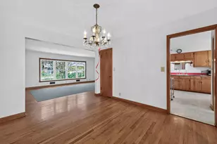 809 Woodlawn Dr, Dekalb, IL 60115 - Photo 25