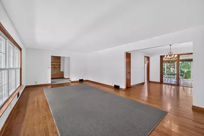 809 Woodlawn Drive, Dekalb, IL 60115 - Photo 21
