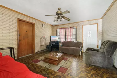 8300 S Hermitage Avenue, Chicago, IL 60620 - Photo 13