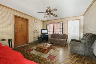 8300 S Hermitage Ave, Chicago, IL 60620 - Photo 13