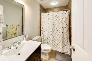 [Address not provided], Chicago, IL 60657 - Photo 17