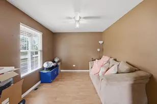2707 Misty Brook Ln, Joliet, IL 60432 - Photo 5