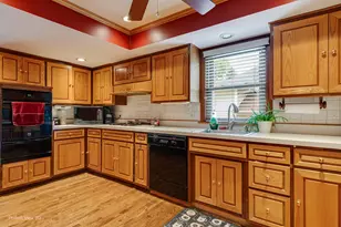 11154 S Worth Ave, Worth, IL 60482 - Photo 3