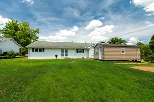 1817 State St, Eldorado, IL 62930 - Photo 29